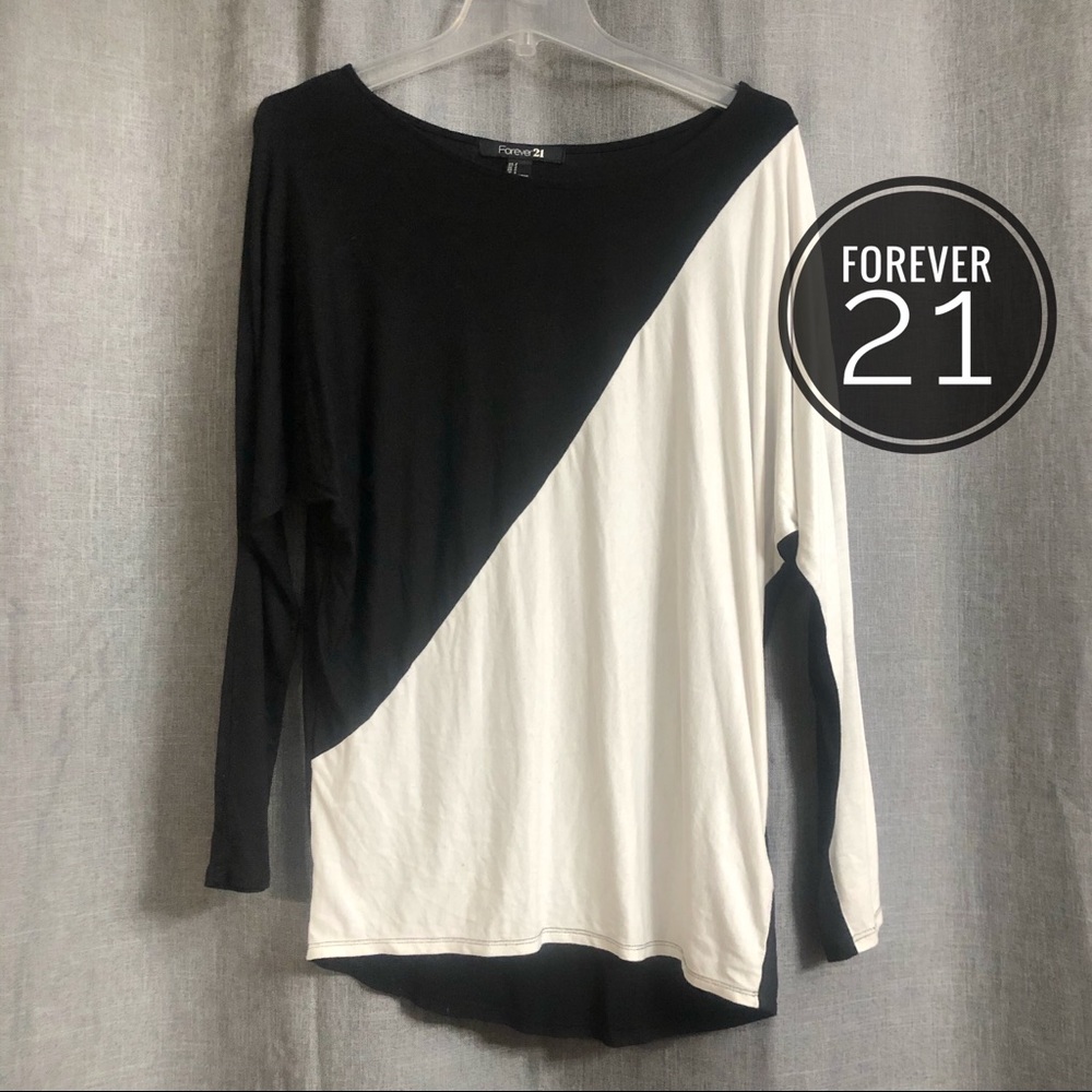 ‼️LAST CHANCE‼️ Forever 21 Lightweight Dolman Sleeve Colorblock Long Sleeve Top